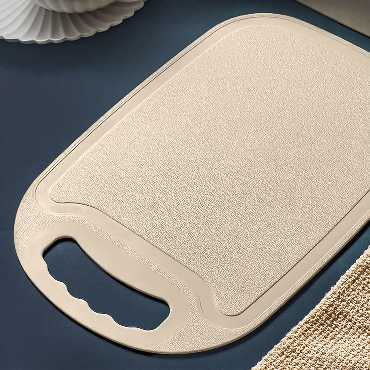 Durable Plastic Chopping Board 34x23 cm (1 Pc)