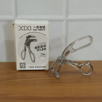 Daily use eye makeup tool