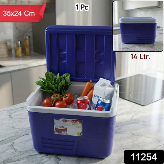 small portable ice cooler box