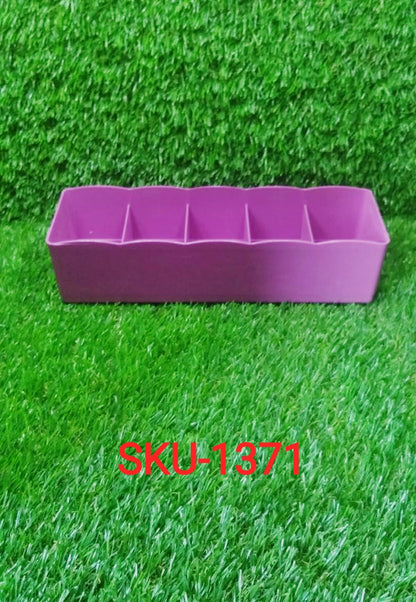 Colourful bead storage tray clear plastic multiple sections for easy access